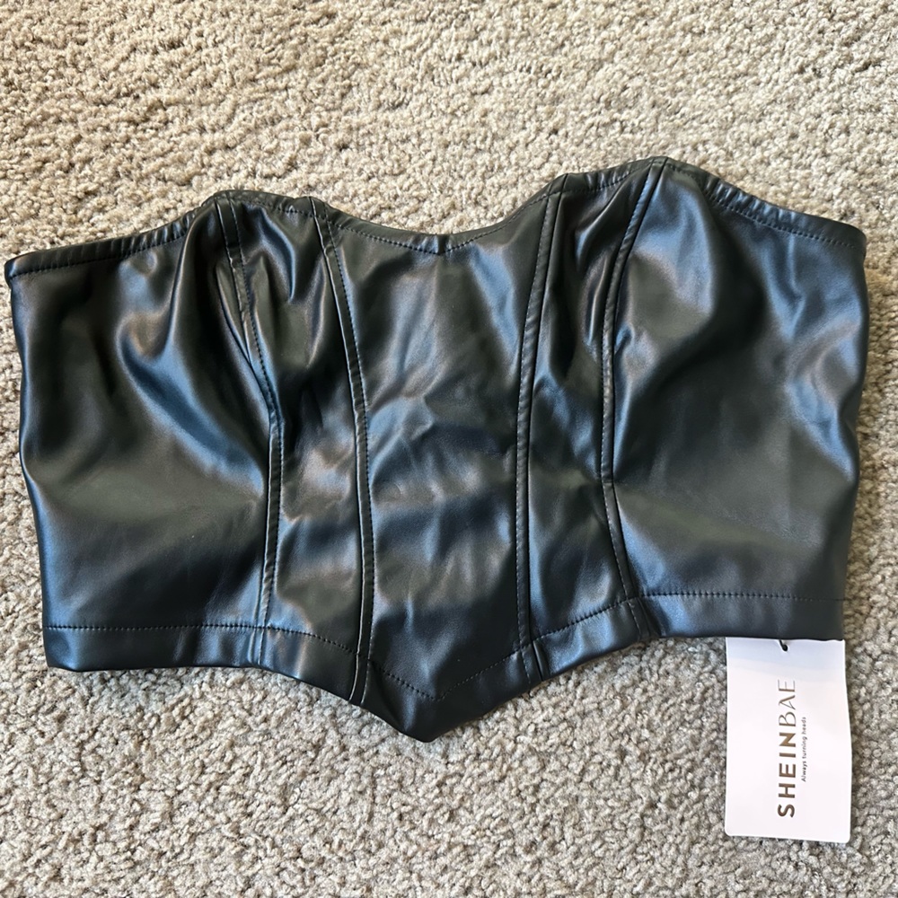 Corset leather strapless top